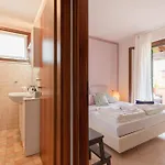 Bellasirmione - Acquachiara Aparthotel Sirmione