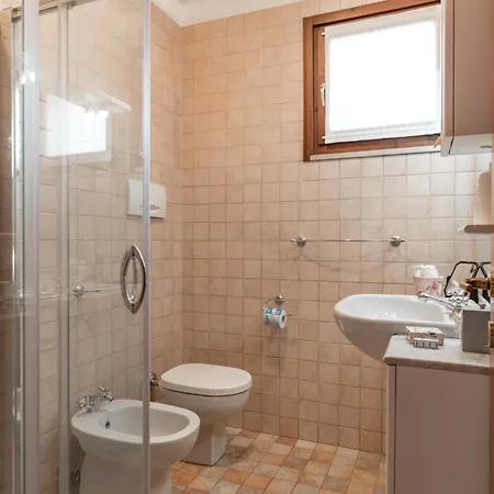Aparthotel Bellasirmione Sirmione