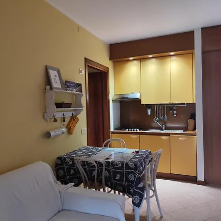 Bellasirmione - Acquachiara Aparthotel 3*