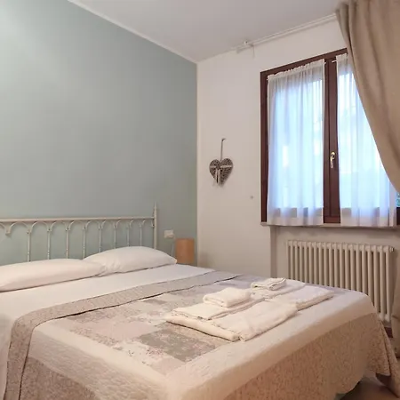 Bellasirmione Aparthotel
